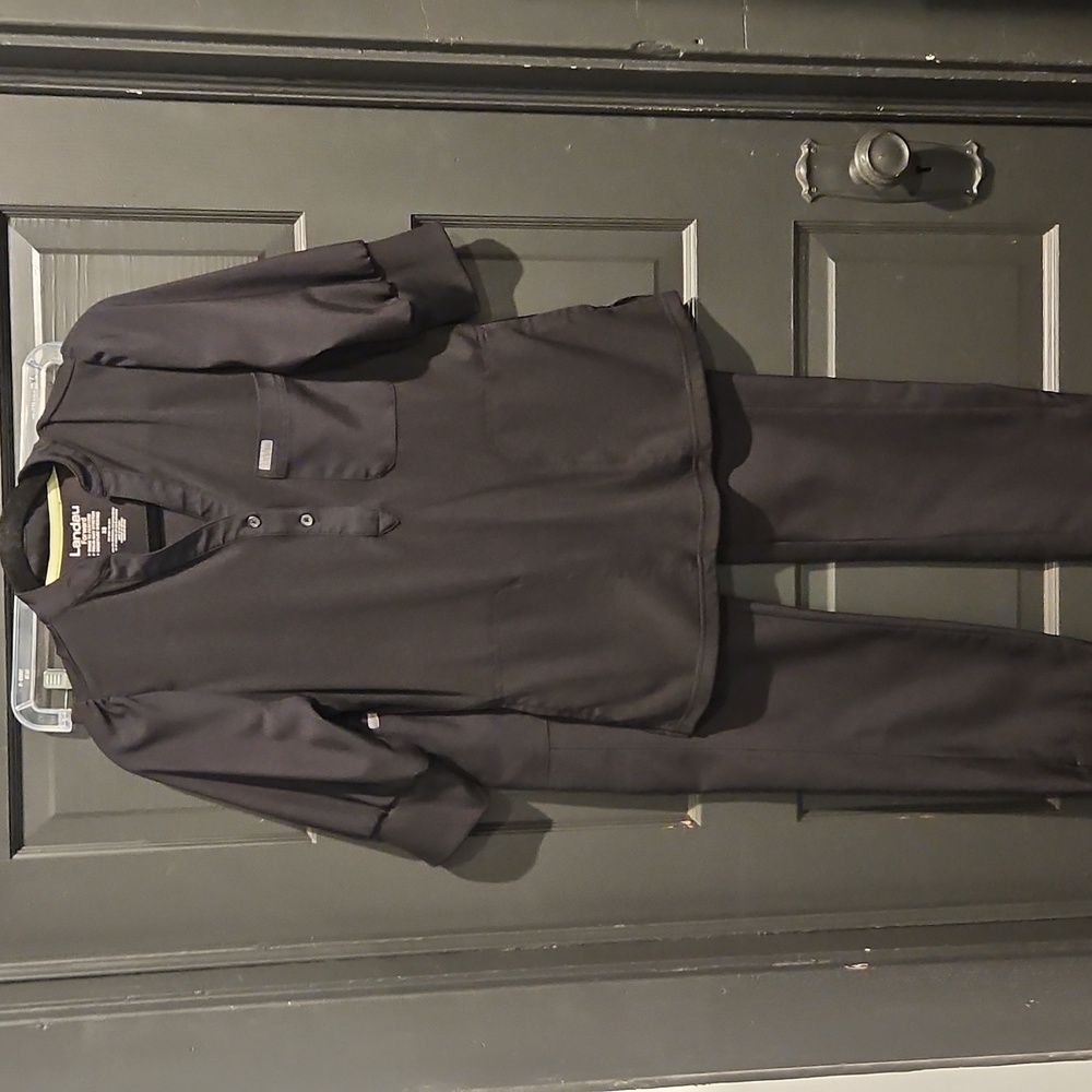 Landau Classic Black Scrub Set